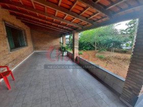 Casa com 2 Quartos à Venda, 241 m² em Morro Do Algodão - Caraguatatuba