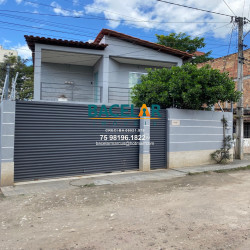 Casa com 4 Quartos à Venda, 50 m² em Ponto Central - Feira De Santana