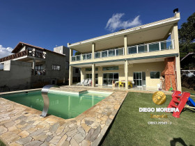 Casa com 3 Quartos à Venda, 1 m² em Novo Horizonte - Piracaia