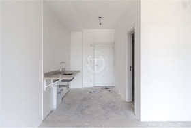 Apartamento com 1 Quarto à Venda, 28 m² em Moema - São Paulo