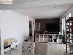 Apartamento com 3 Quartos à Venda, 250 m² em Vila Mariana - São Paulo