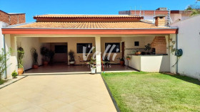 Casa com 3 Quartos à Venda, 250 m² em Planalto Do Sol Ii - Santa Bárbara Doeste