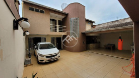Casa com 4 Quartos à Venda, 460 m² em Centro - Sertanópolis