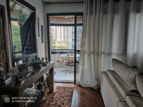Apartamento com 3 Quartos à Venda, 150 m² em Vila Suzana - São Paulo