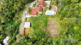 Terreno à Venda, 1.000 m² em Alto - Teresópolis