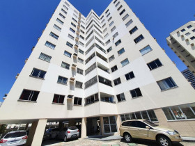 Apartamento com 3 Quartos à Venda, 100 m² em Papicu - Fortaleza