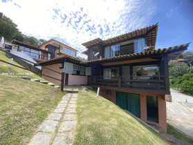 Casa com 4 Quartos à Venda, 190 m² em João Fernandes - Armação Dos Búzios