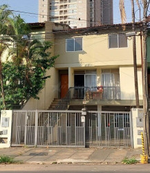 Sobrado com 4 Quartos à Venda, 348 m² em Setor Bueno - Goiânia