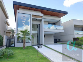 Casa com 4 Quartos à Venda, 386 m² em Tamboré - Santana De Parnaíba