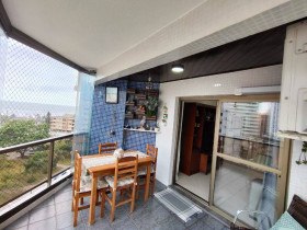 Apartamento com 2 Quartos à Venda, 94 m² em Caicara - Praia Grande