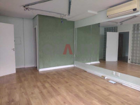 Sala Comercial para Alugar, 70 m² em Vila Olímpia - São Paulo