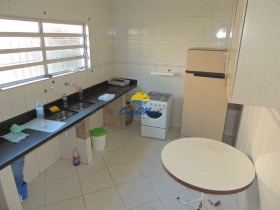 Sobrado com 3 Quartos para Alugar ou Temporada, 170 m² em Gaivota - Itanhaém