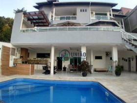 Casa com 6 Quartos à Venda, 540 m² em Charitas - Niterói