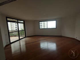 Apartamento com 6 Quartos à Venda, 673 m² em Vila Andrade - São Paulo