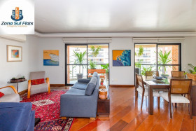 Apartamento com 3 Quartos à Venda, 161 m² em Vila Uberabinha - São Paulo