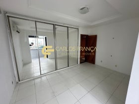 Apartamento com 3 Quartos à Venda, 270 m² em Garcia - Salvador