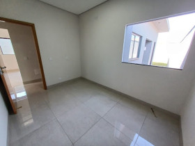 Casa com 2 Quartos à Venda, 125 m² em água Limpa Park - Campo Grande