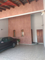 Casa com 2 Quartos à Venda, 277 m² em Vila Agrícola - Jundiaí