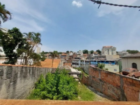 Terreno à Venda, 714 m² em Vila Clarice - Santo André