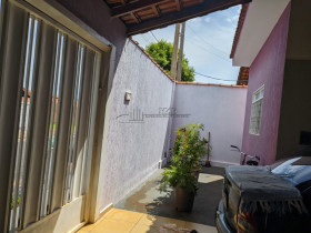 Casa com 3 Quartos à Venda, 122 m² em Jd. Eldorado - Luís Antônio