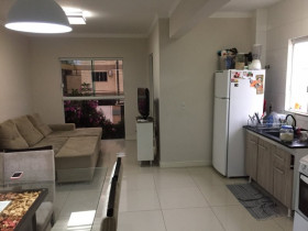 Apartamento com 2 Quartos à Venda, 76 m² em Centro - Camboriú