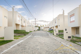Casa de Condomínio com 2 Quartos à Venda, 65 m² em Liberdade - Parnamirim