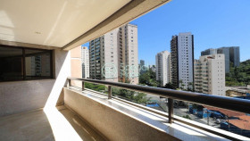 Apartamento com 3 Quartos à Venda, 250 m² em Vila Suzana - São Paulo