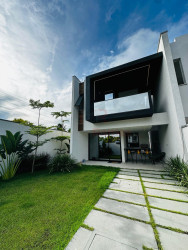 Casa com 4 Quartos à Venda, 144 m² em Timbu - Eusébio