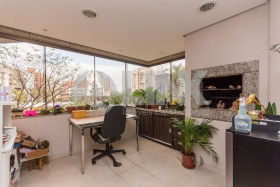 Apartamento com 3 Quartos à Venda, 163 m² em Petrópolis - Porto Alegre