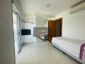 Apartamento com 4 Quartos à Venda, 193 m² em Canto Do Forte - Praia Grande