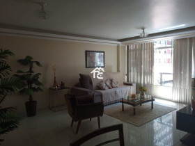 Apartamento com 3 Quartos à Venda, 300 m² em Icaraí - Niterói
