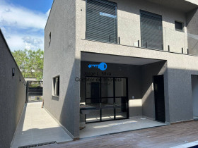 Sobrado com 3 Quartos à Venda, 155 m² em Portais (polvilho) - Cajamar