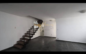 Casa com 3 Quartos à Venda, 198 m² em Vila Cordeiro - São Paulo