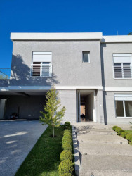 Casa com 3 Quartos à Venda, 560 m² em Alphaville - Barueri
