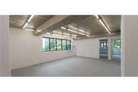 Sala Comercial para Alugar, 113 m² em Itaim Bibi - São Paulo