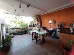 Casa com 3 Quartos à Venda, 178 m² em Jardim Ipe - Itatiba