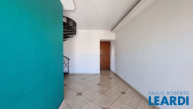 Apartamento com 2 Quartos à Venda, 144 m² em Cambuci - São Paulo