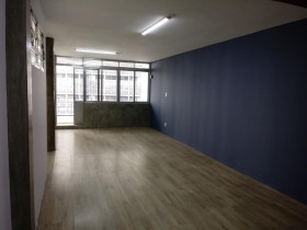 Sala Comercial à Venda, 80 m² em Vila Buarque - São Paulo