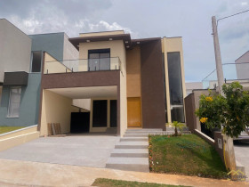 Imóvel com 4 Quartos à Venda, 190 m² em Parque Residencial Eloy Chaves - Jundiaí
