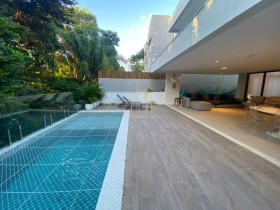 Imóvel com 4 Quartos para Alugar, 400 m² em Alphaville I - Salvador
