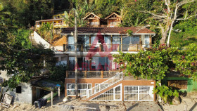 Casa com 3 Quartos à Venda, 267 m² em Almada - Ubatuba
