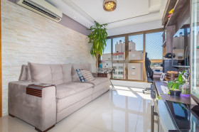 Apartamento com 2 Quartos à Venda, 65 m² em Petrópolis - Porto Alegre