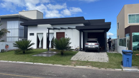 Casa de Condomínio com 3 Quartos à Venda, 290 m² em São João Do Rio Vermelho - Florianópolis