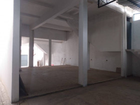 Sala Comercial à Venda, 250 m² em Jardim Bertanha - Sorocaba