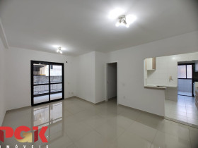 Apartamento com 3 Quartos à Venda, 103 m² em Condomínio Mondo Italia - Spazzio Florença - Vinhedo