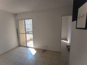 Apartamento com 2 Quartos à Venda, 47 m² em Residencial São Luís - Francisco Morato