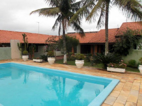 Casa com 5 Quartos à Venda, 750 m² em Tres Marias - Peruíbe