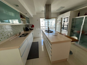 Apartamento com 3 Quartos à Venda, 280 m² em Centro - Balneário Camboriú