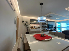 Apartamento com 3 Quartos à Venda, 120 m² em Praia De Itaparica - Vila Velha