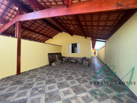 Casa com 2 Quartos à Venda,  em Vila Oceanopolis - Mongaguá